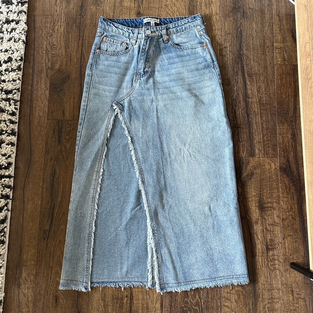 Denim Maxi Skirt with Frayed Hem